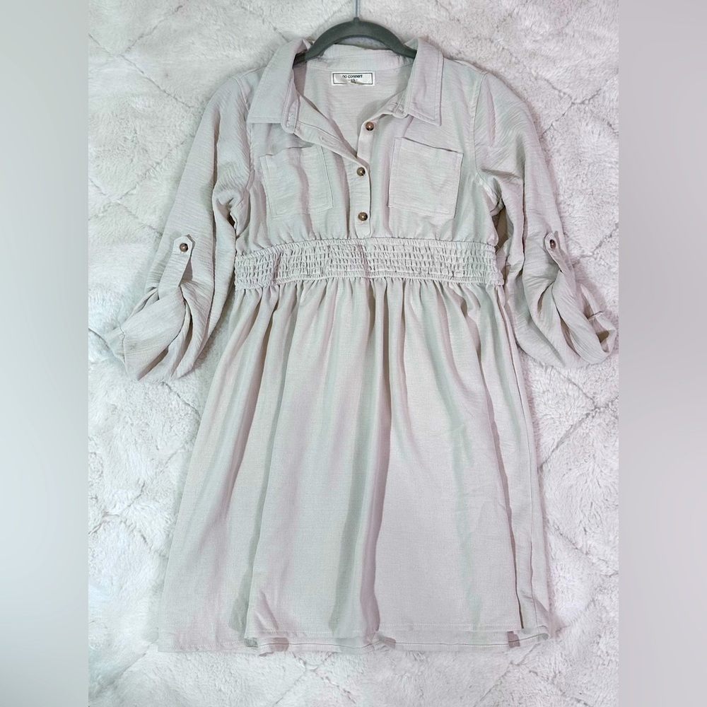 Girls size 16 XL smock waist dress Ivory tan versatile, like new